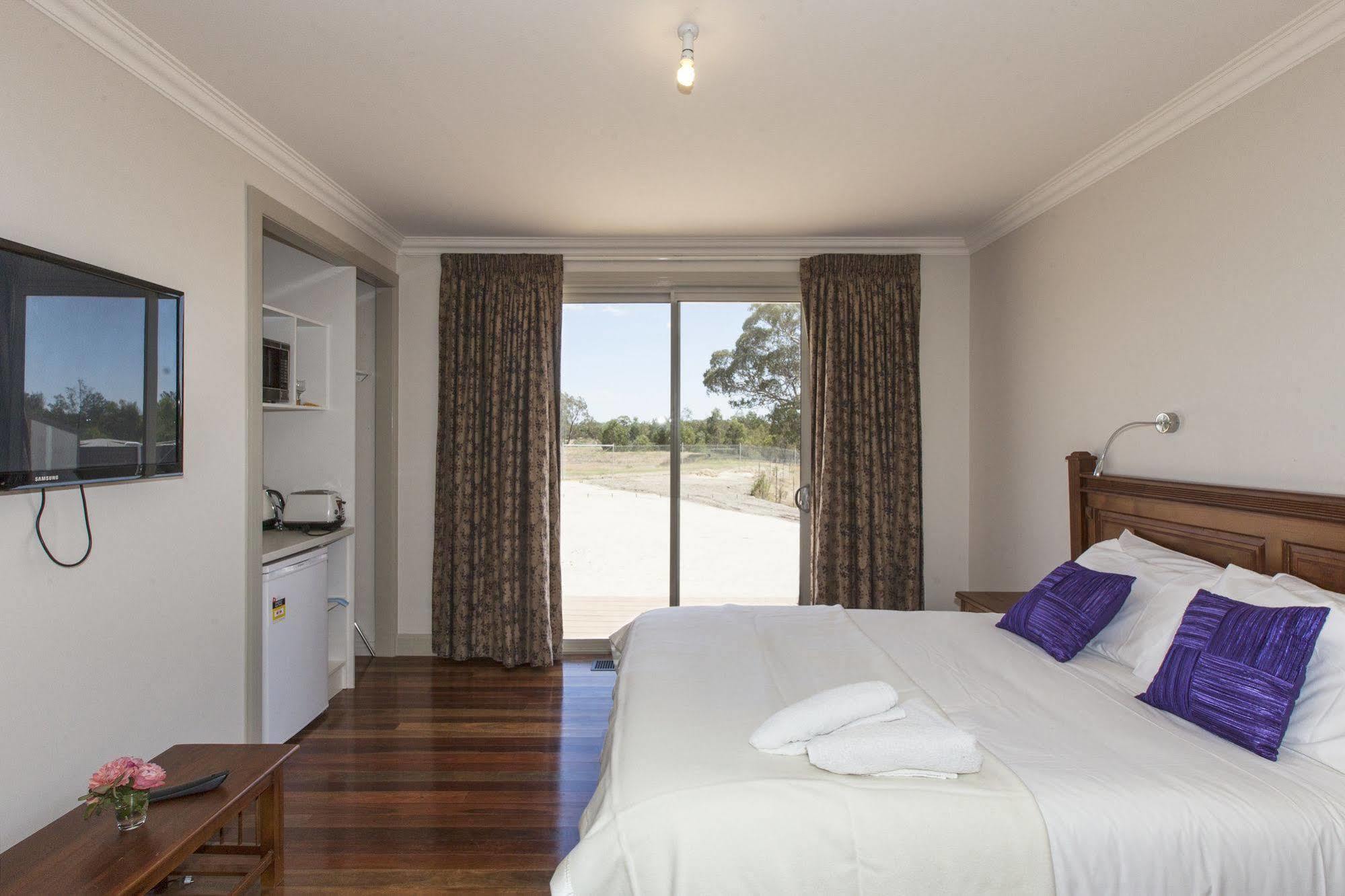 Aurora Cottages Bush Retreat Pomonal Extérieur photo